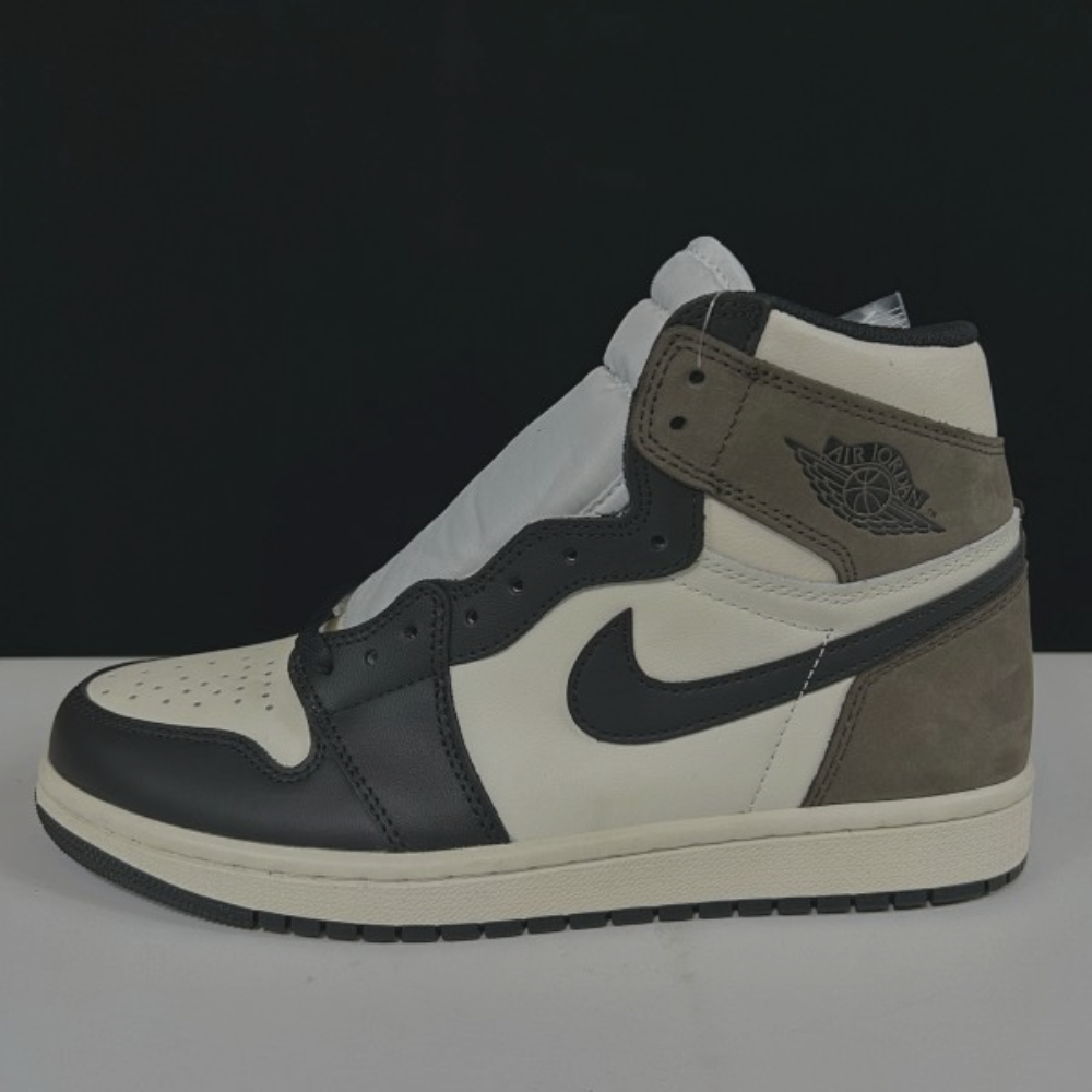 Air Jordan 1 Retro High OG 'Dark Mocha'