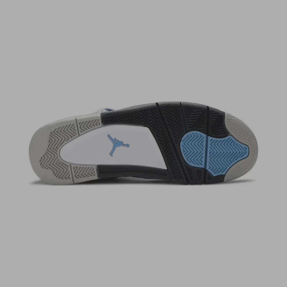 Air Jordan 4 Retro 'University Blue'