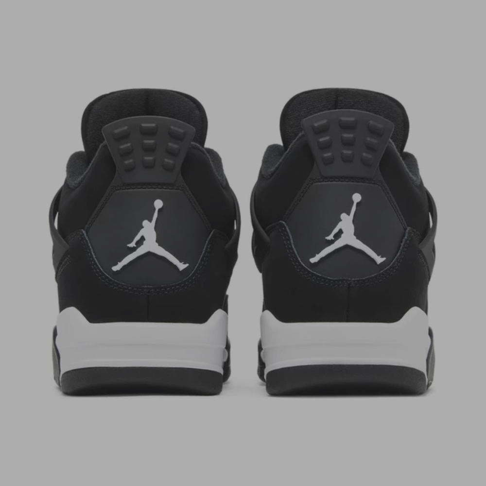 Air Jordan 4 Retro 'White Thunder'