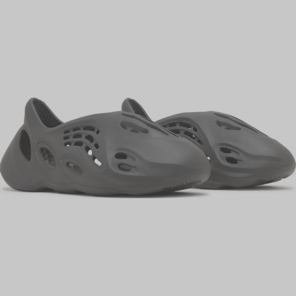 Yeezy Foam Runner 'Carbon'