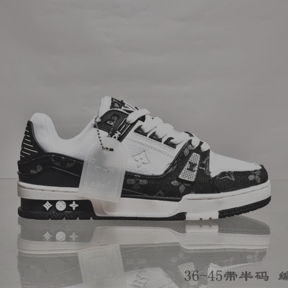 Louis Vuitton Trainer Sneaker 'White-Black'
